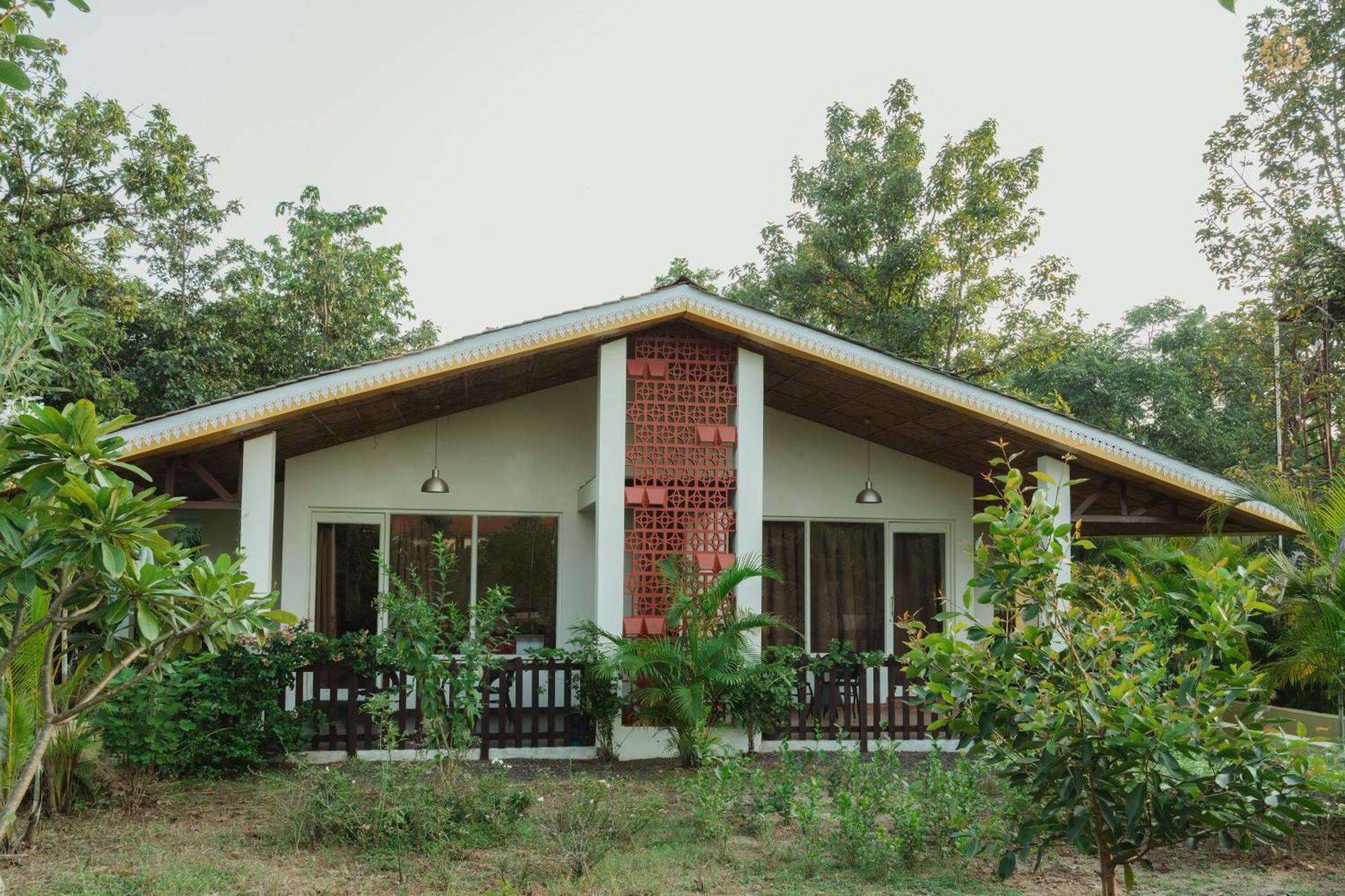 The Infinity Pench Resort Khawāsa Exterior foto